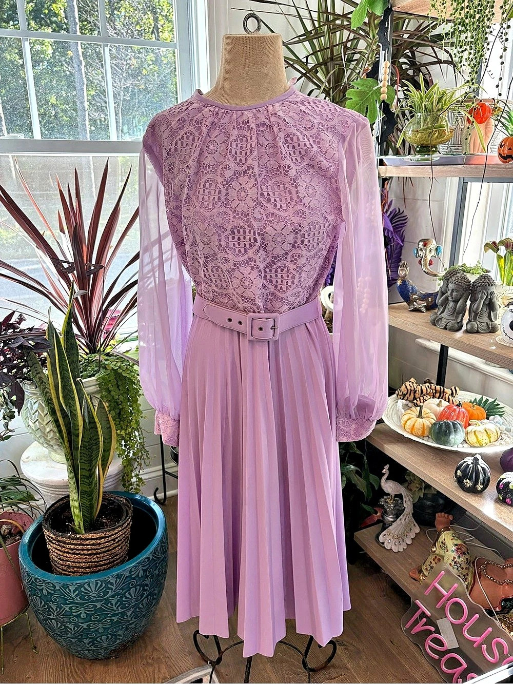 Vintage Lace Maxi Dress in Purple Size 12